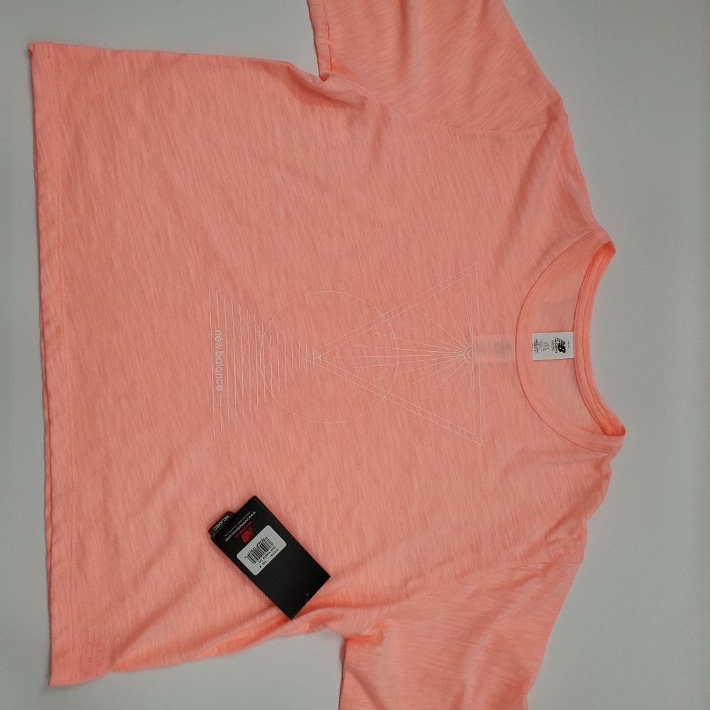 New Balance Crop Ringer Tee - Picture 4 of 10